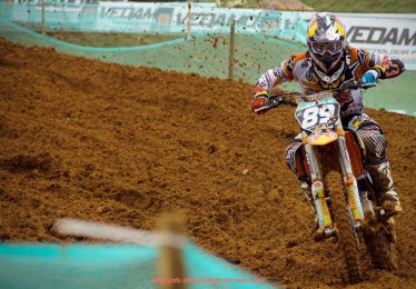 24VS体育直播-意甲球队平均市值排名：2025年俱乐部投资回报率对比