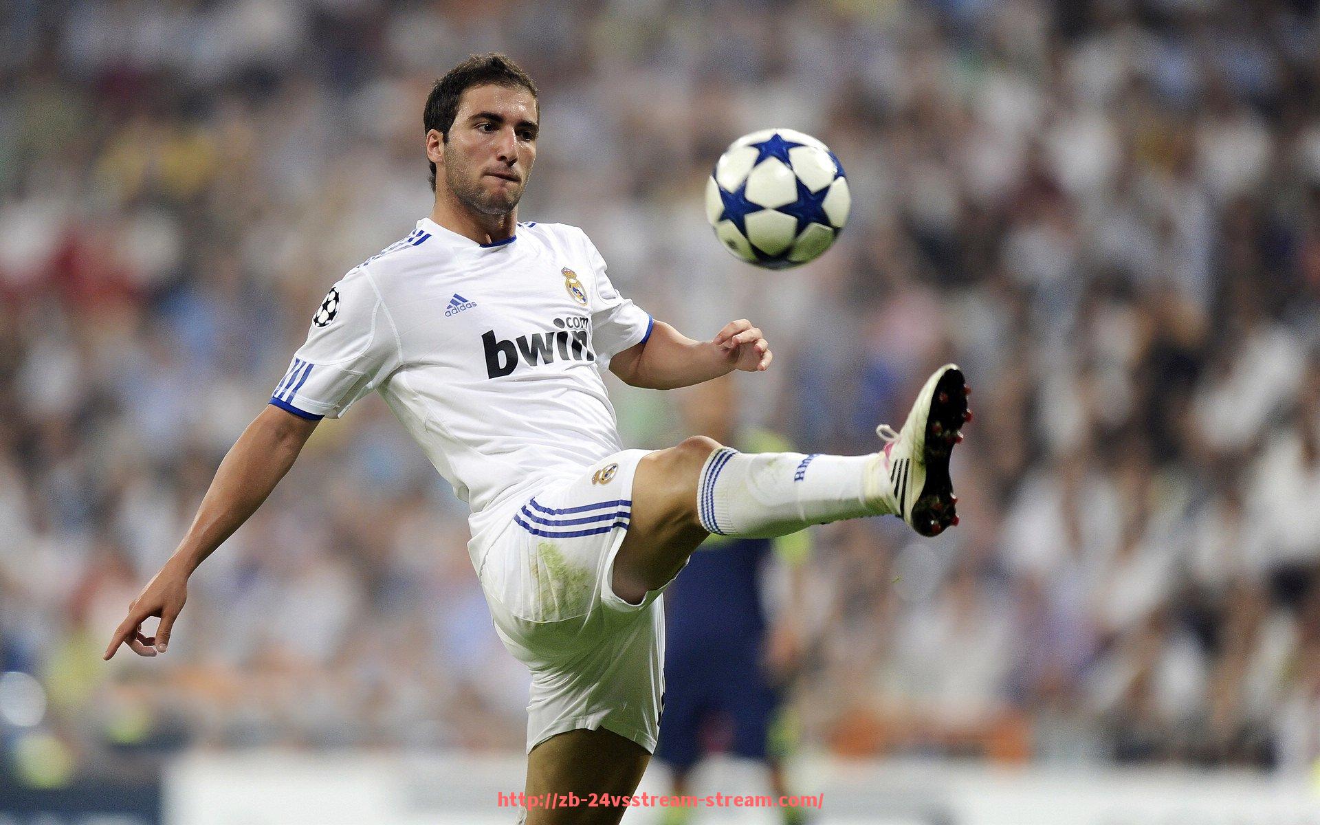 24VS体育直播-世俱杯阵型切换前后球队控球率变化与战术调整解读